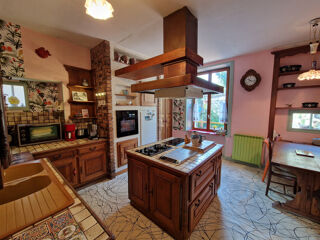  Maison  vendre 7 pices 211 m