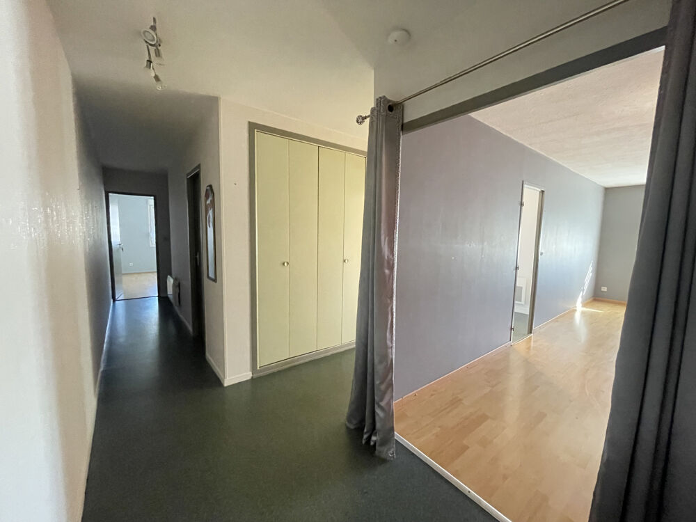 Appartement T4 avec terrasse couverte