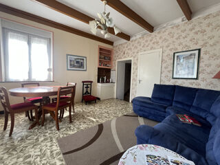  Propriété/château à vendre 4 pièces 104 m²