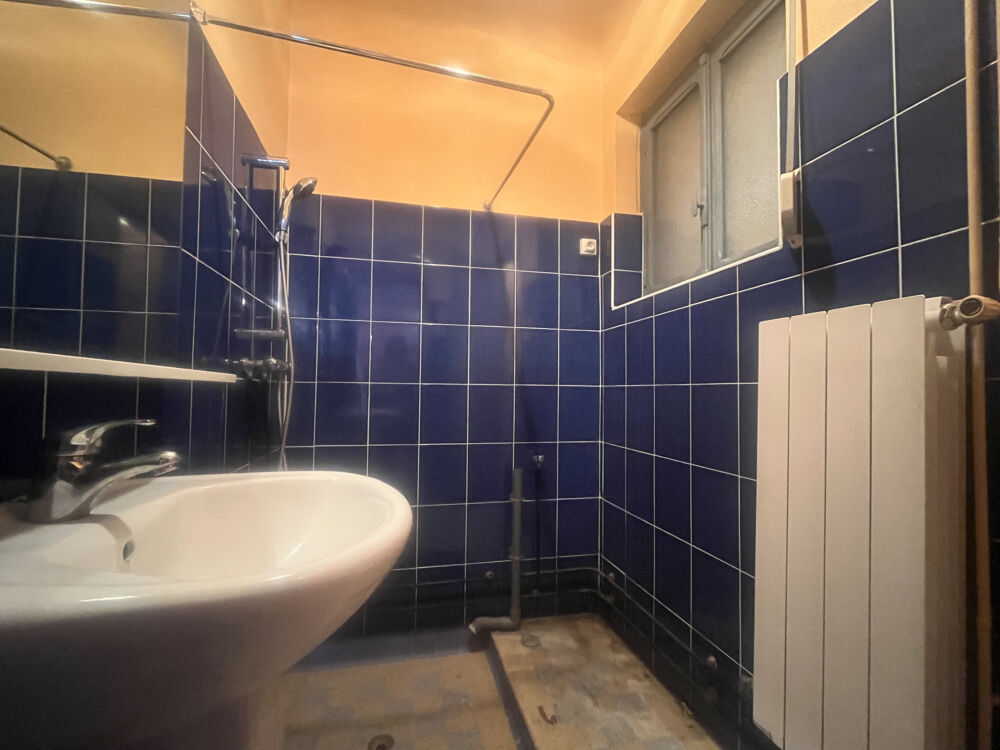 Maison T5 122 m2 Terrain 1 135 m2 + dépendances