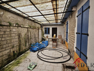  Immeuble � vendre 4 pi�ces 180 m�