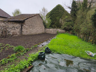  Immeuble � vendre 327 m�