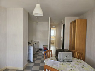  Immeuble � vendre 11 pi�ces 225 m�