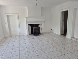 Vente Maison Maison de village de 82m2 avec grande grange + jardin Roches sur marne