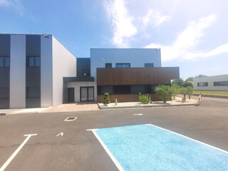  Immeuble à vendre 2000 m² Coubert