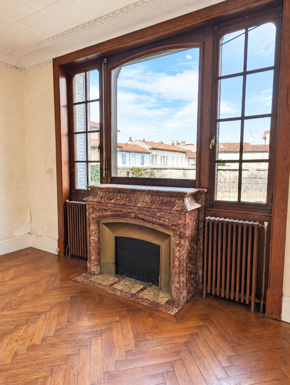 Appartement 5 pièces 118 m² · à Oyonnax · 118 m² · 98 000 €