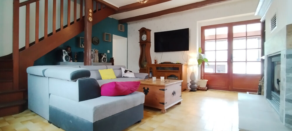 Vente Maison Maison cinq pièces 120 mètres carrés habitables Vesaignes sur marne