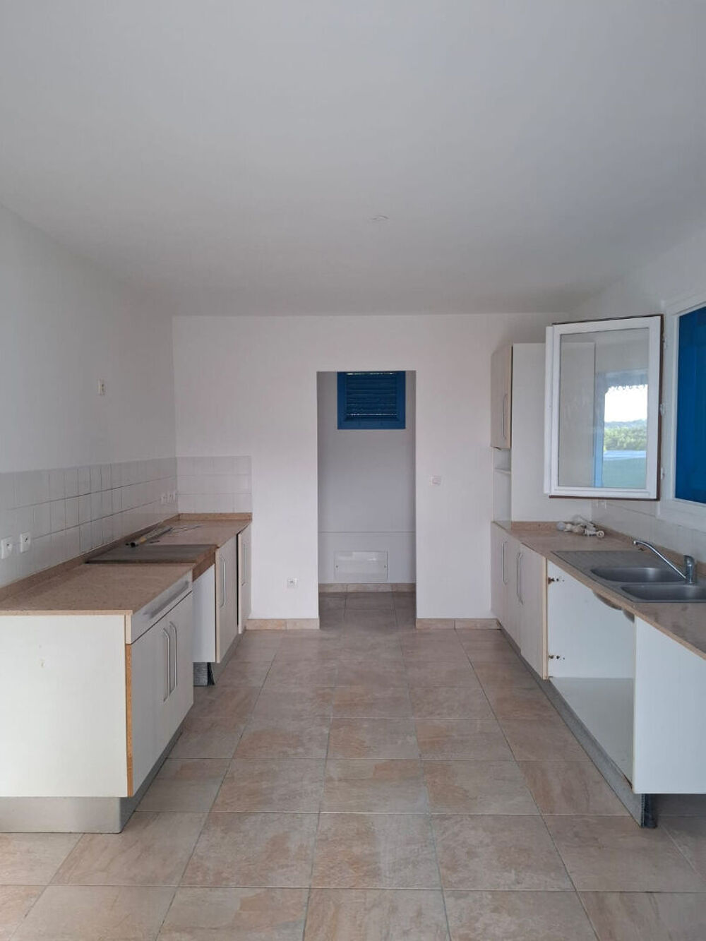 Vente Maison Villa 3 chambres au Diamant (Quartier Longuet) Le diamant