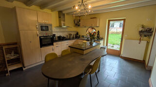  Maison � vendre 9 pi�ces 240 m�