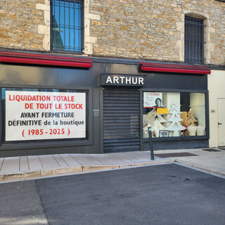  Immeuble � vendre 2 pi�ces 160 m�