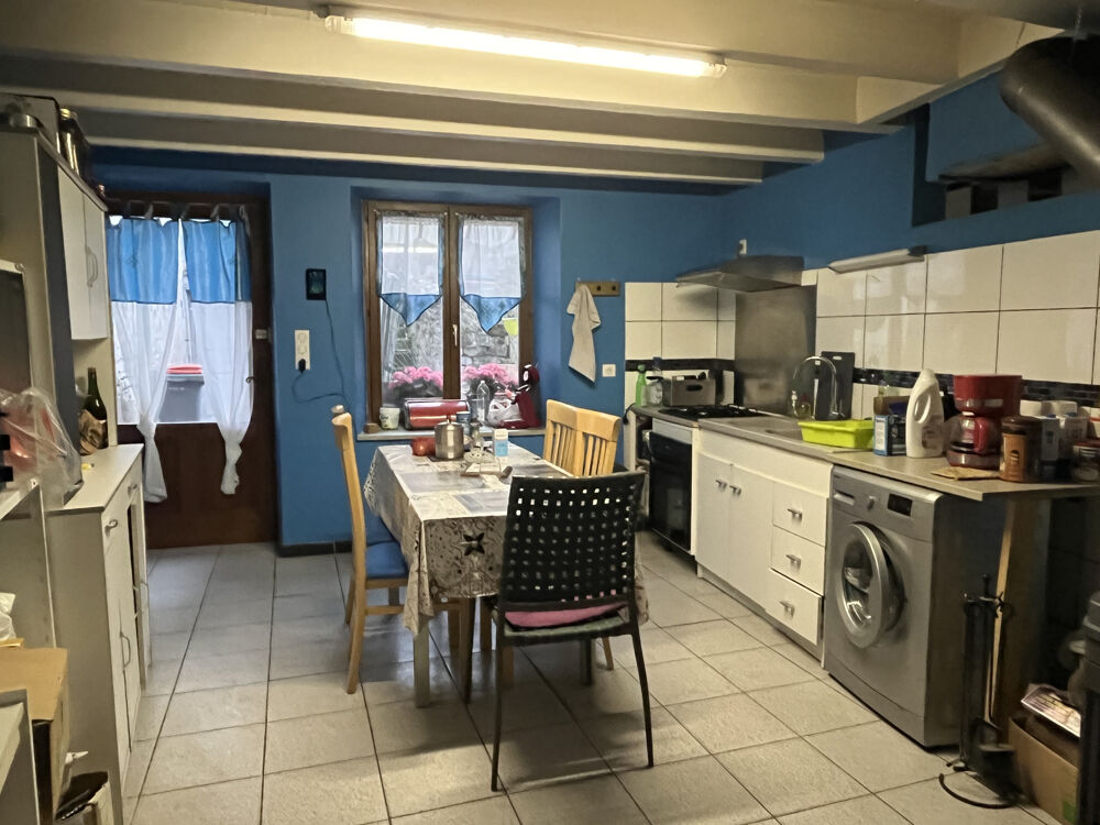 Maison 6 pièces 159 m² · à Bourbonne les Bains · 159 m² · 35 000 €