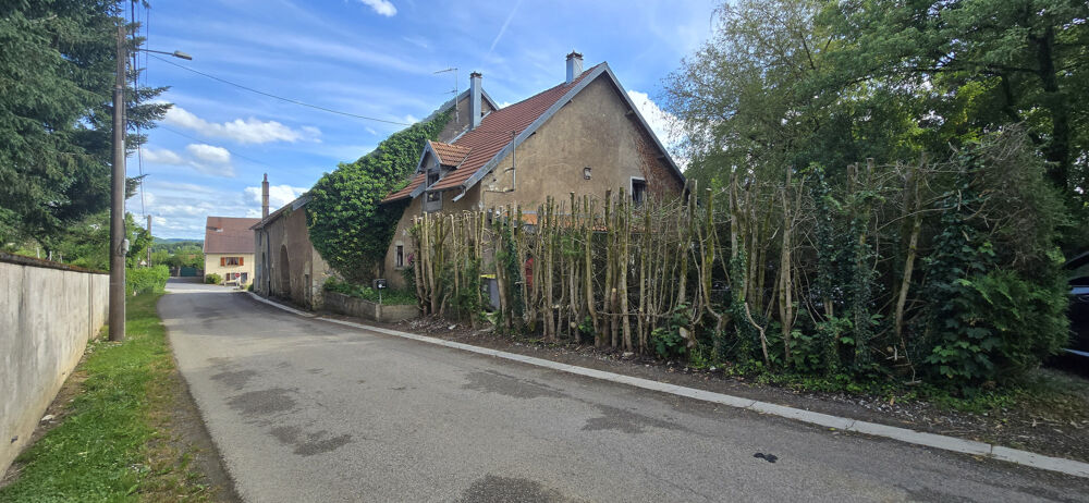 Vente Maison THIEFFRANS 70230 Maison de Village mitoyenne de 142 m2 sur 2729 m2 terrain Thieffrans