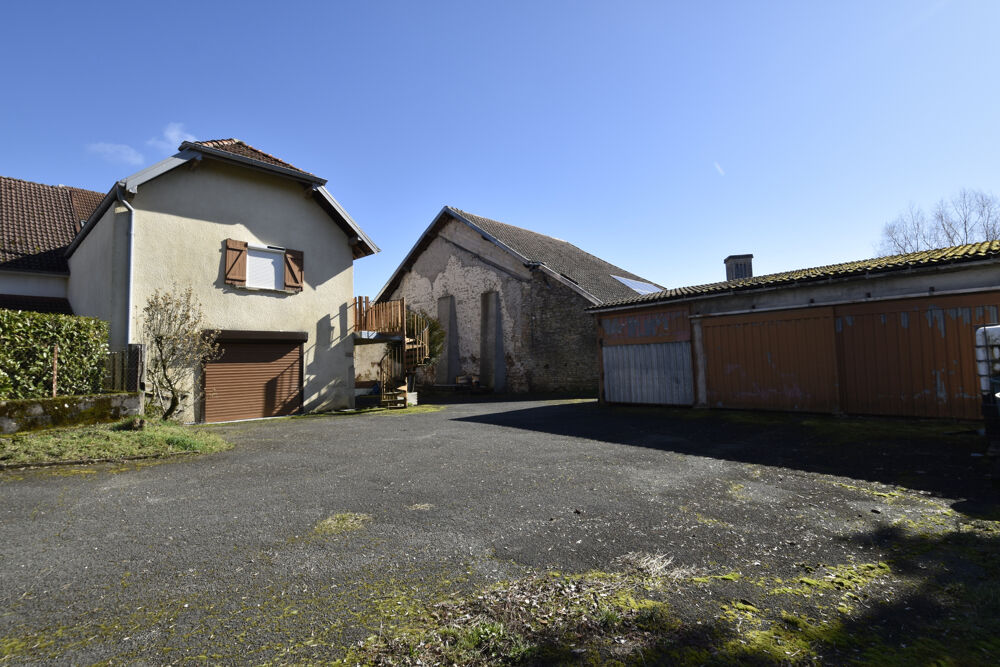 Vente Maison Maison d'une surface habitable d'environ 217 m2 disposée sur un terrain de 1200 m2 Anteuil