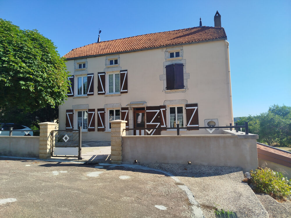 MAISON EN PIERRE SANS VIS A VIS NON MITOYENNE 220 M2 - 5 CHAMBRES - TERRAIN 1600 M2