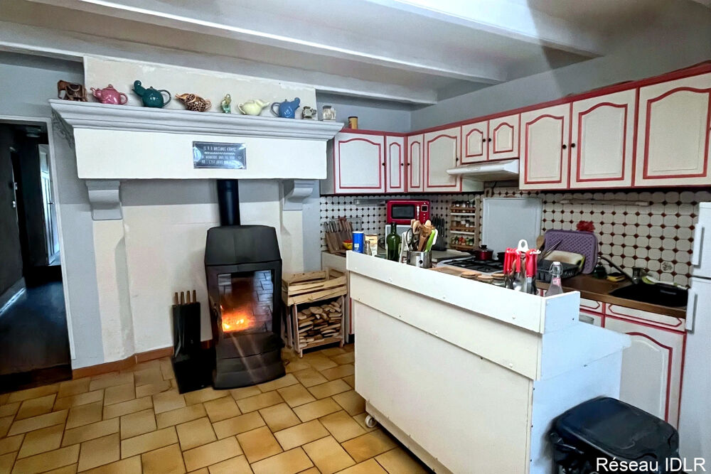 Vente Maison Maison d'habitation de 112 m2 habitable avec dépendances agricole . 1434 m2 terrains Ranconnieres
