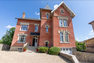  Propriété/château à vendre 10 pièces 283 m²