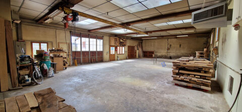 Atelier 230 m2 Stockage fermé 89 m2 Stockage semi ouvert 274 m2 maison 258 m2 habitable 270000 52400 Villars st marcellin
