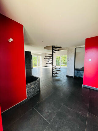  Maison  vendre 7 pices 240 m