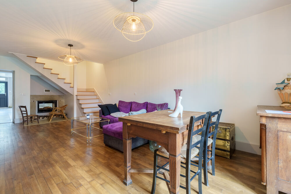 Une maison en pierre prête à accueillir vos projets