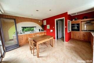  Maison à vendre 8 pièces 221 m²