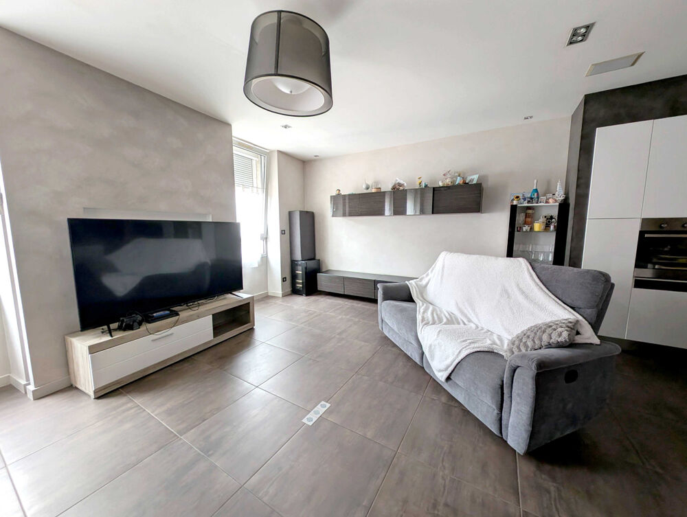 Vente Appartement Appartement spacieux Centre-ville d' OYONNAX Oyonnax