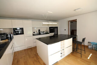  Maison à vendre 8 pièces 204 m²