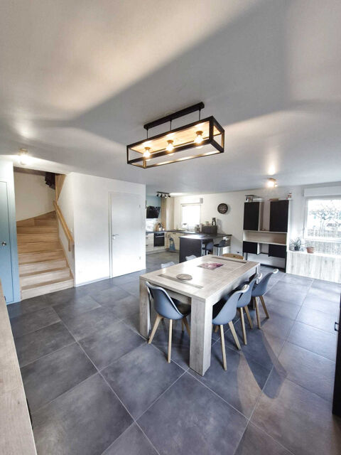   Maison - compromis entre appartement et maison Appartement - 4 pi�ce(s) - 82 m�