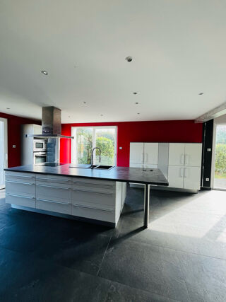  Maison � vendre 7 pi�ces 240 m�