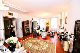  Maison � vendre 15 + pi�ces 360 m�