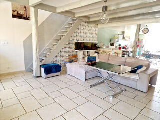  Maison  vendre 7 pices 322 m