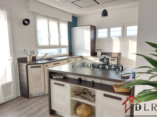  Maison  vendre 6 pices 143 m
