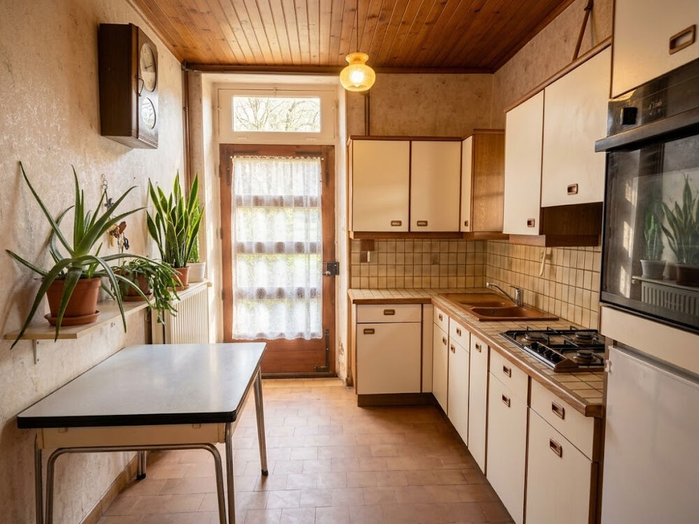 Vente Maison Maison de village de 98m2 à moderniser avec jardin Bayard sur marne