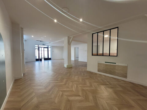  APARTEMENT + LOCAL COMMERCIAL AU CENTRE VILLE DE SERVON - 140m2 