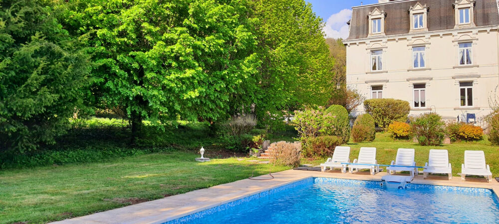 à vendre  Propriété/château La Longine (70310)