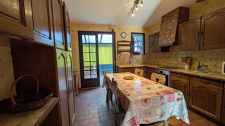  Maison  vendre 6 pices 210 m