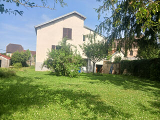 Maison 5 pièces 129 m² · à Saint-Rémy-en-Comté · 129 m² · 106 000 €