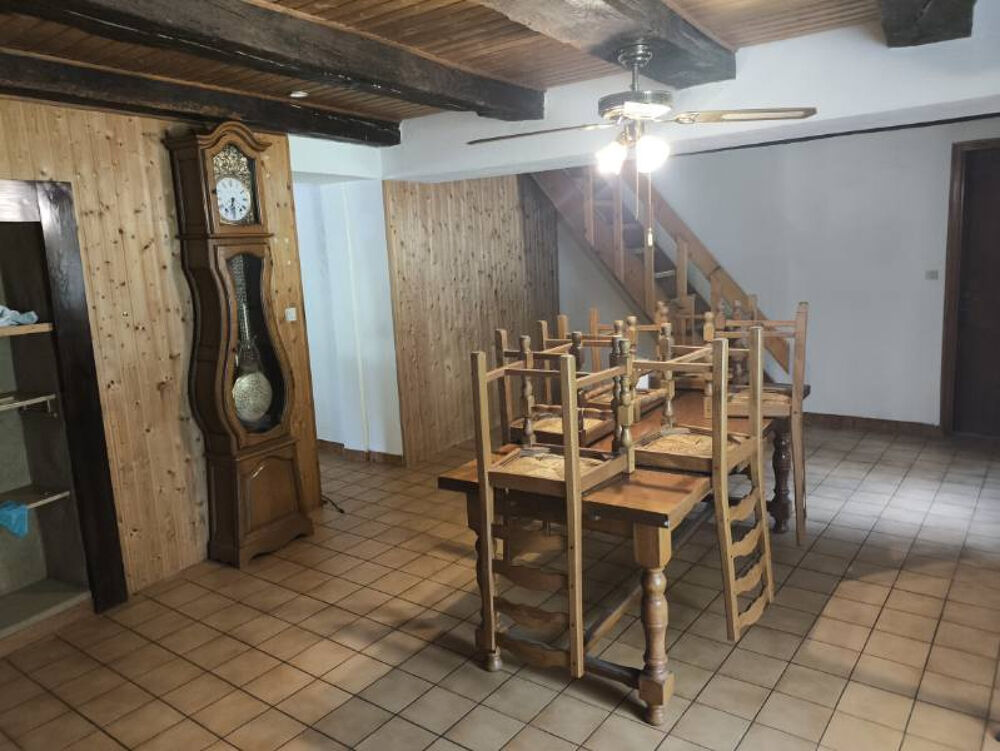 THIEFFRANS 70230 Maison de Village mitoyenne de 142 m2 sur 2729 m2 terrain