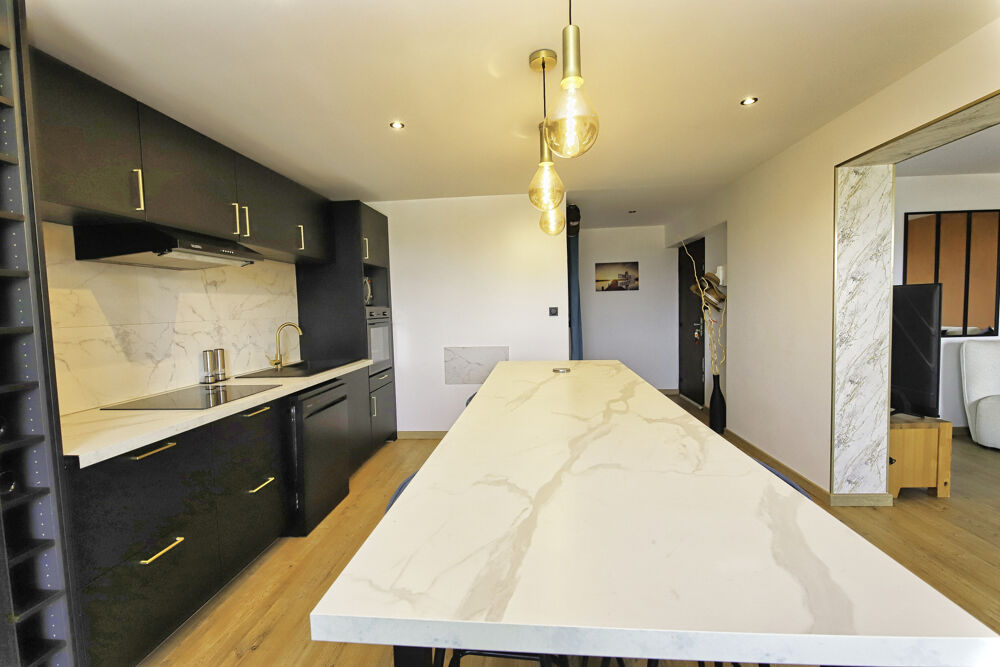 Appartement T4 3 chambres, balcon et garage à vendre à Hyères, quartier de la gare