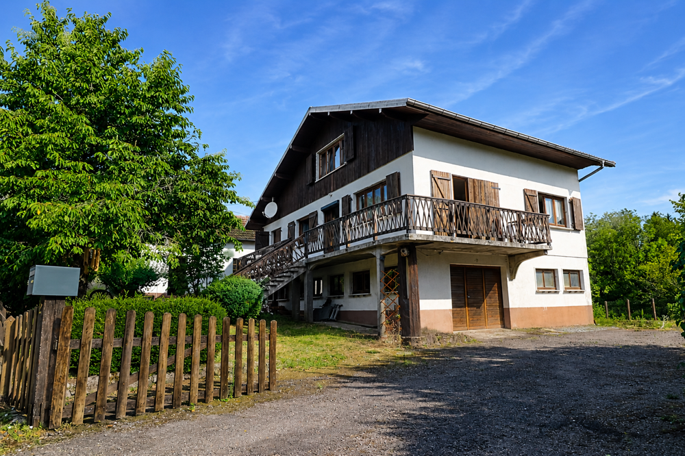 Vente Maison VOSGES DU SUD   PLATEAU DES 1000 ÉTANGS   MAISON 4 CHAMBRES + LOGEMENT INDÉPENDANT TYPE CHALET Servance-miellin