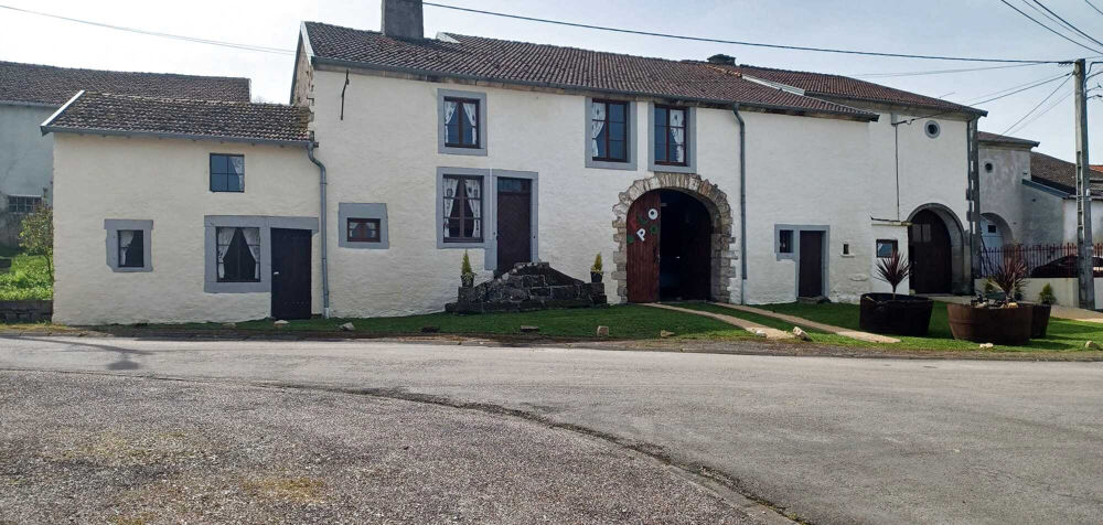 Vente Maison Ensemble de deux maisons anciennes à rénover   230 m2    terrain 2 360 m2 Neuvelle les voisey