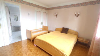  Maison � vendre 9 pi�ces 251 m�