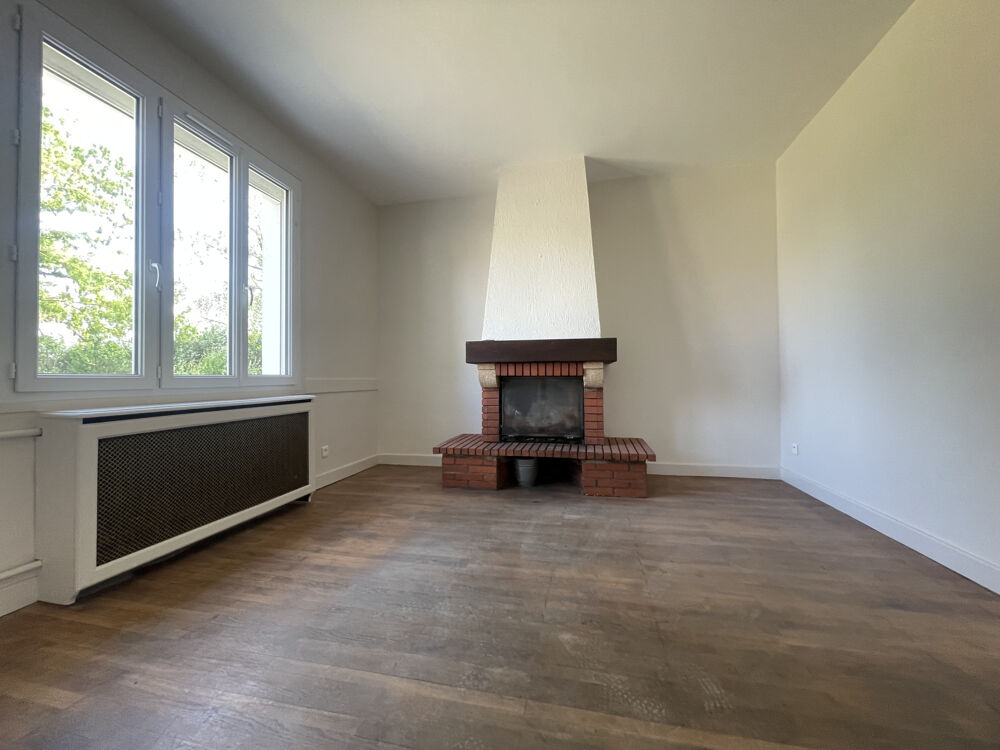 Vente Maison MAISON AVEC CACHET D'ENVIRON 163 M2 AVEC 2000 M2 DE TERRAIN St romain la motte