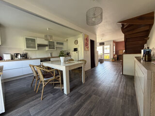  Duplex/triplex à vendre 5 pièces 100 m²