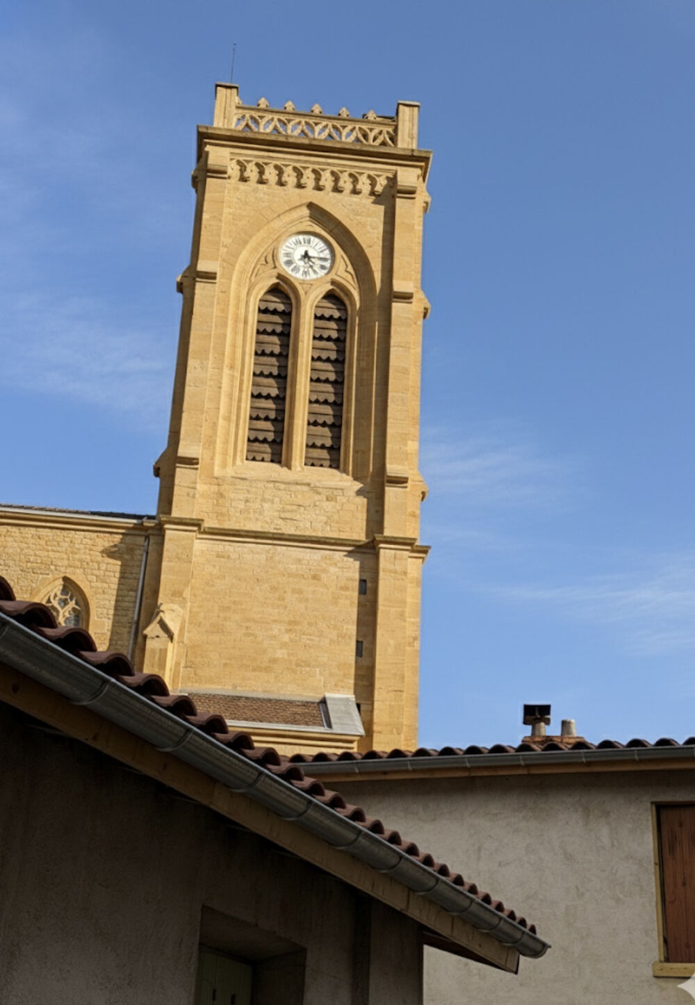 RARE INVESTISSEMENT LOCATIF APPARTEMENT D'ENVIRON 51 M2 A RENOVER