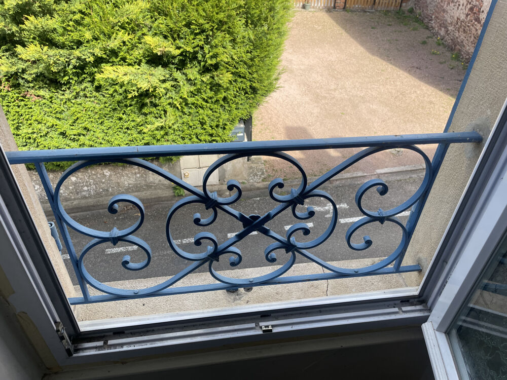 Vente Maison COQUETTE MAISON DE VILLAGE DE 128 M2 AVEC COUR INTERIEURE 290 M2 St agnan