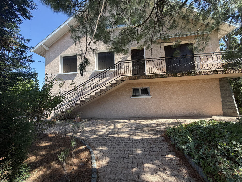 Vente Maison VILLA COSSUE D'ENVIRON 140 m2 AVEC TERRAIN D'ENVIRON 750 M2 Mably