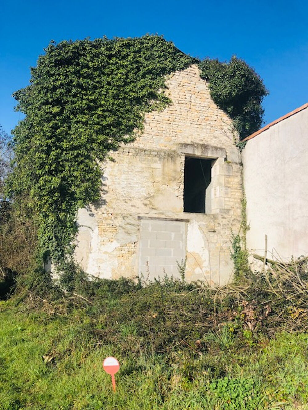 Maison 3 pièces 150 m² · à Thaire · 150 m² · 288 750 €