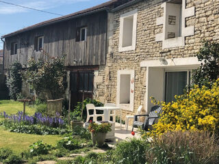  Propriété/château à vendre 8 pièces 253 m²