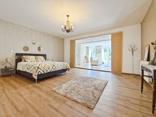  Maison à vendre 10 pièces 649 m²