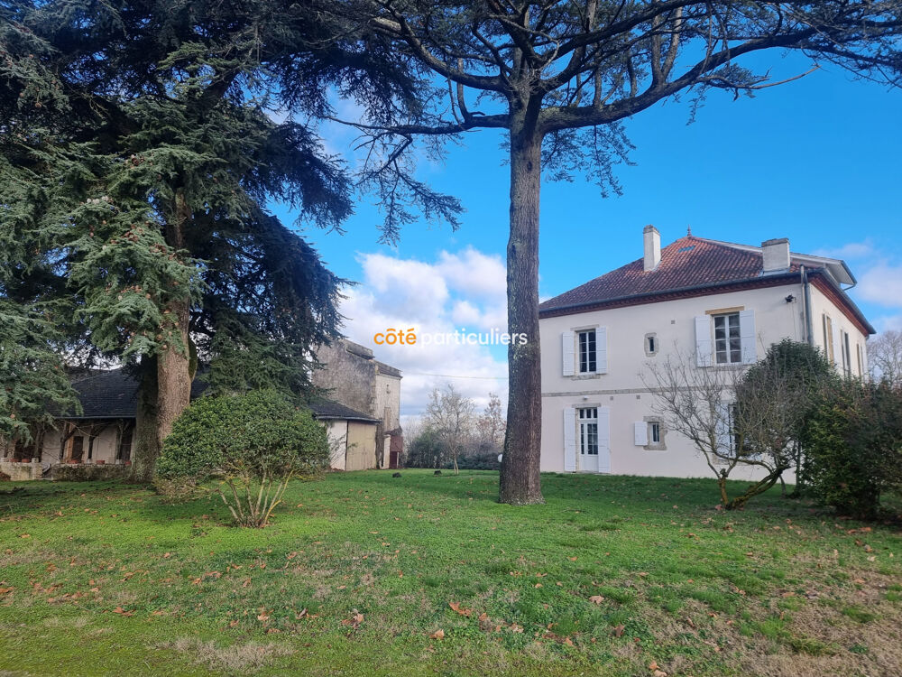 Vente Proprit/Chteau Maison de Matre avec dpendances, piscine et tennis Agen